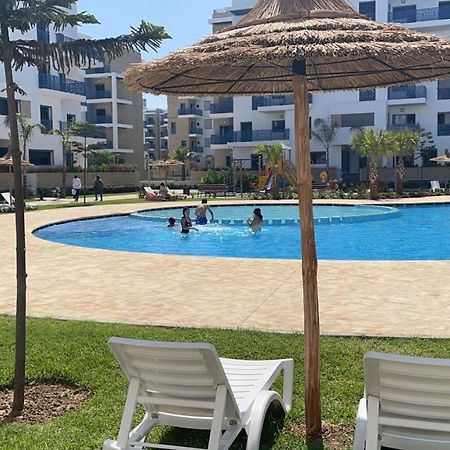 Appartement De Luxe Avec Piscine A 5 Min De La Plage 迈尔提勒 外观 照片