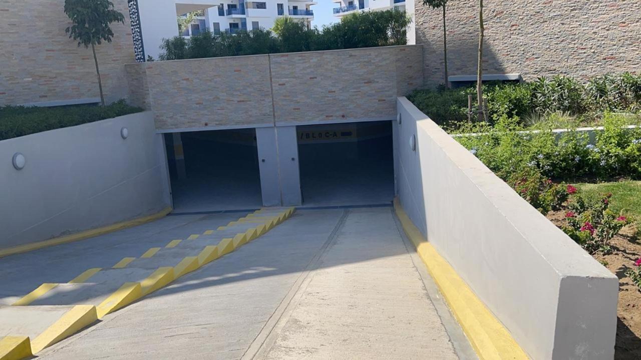 Appartement De Luxe Avec Piscine A 5 Min De La Plage 迈尔提勒 外观 照片